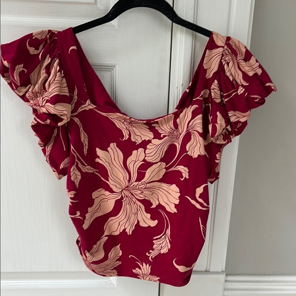 Floral Ruffle Sleeve Top - Raspberry - Picture 4 of 6